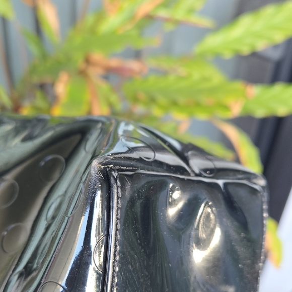 kate spade New York Jeralyn Camellia Street Polka Dot Patent  Small Tote - Picture 6 of 16